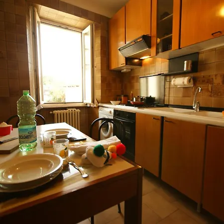 Loggia Degli Innocenti Leonardo - 2-room-flat