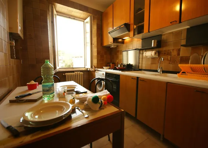 Loggia Degli Innocenti Leonardo - 2-room-flat