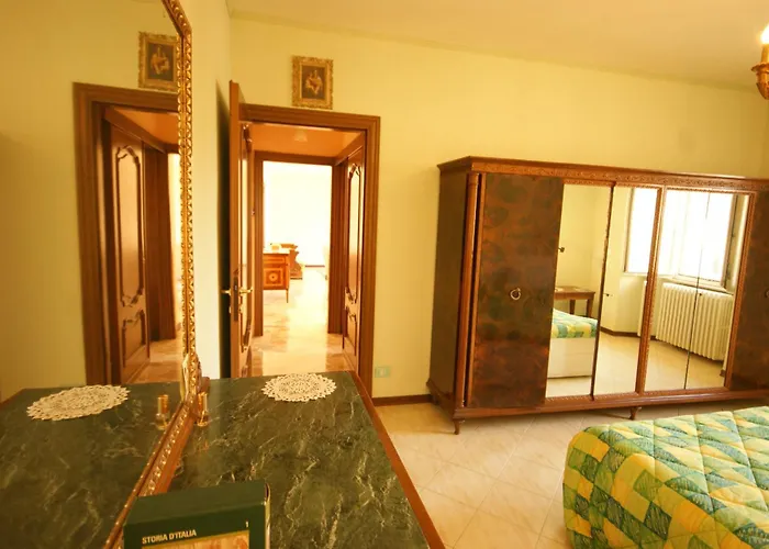 Loggia Degli Innocenti Leonardo - 2-room-flat * ヴェルバーニア