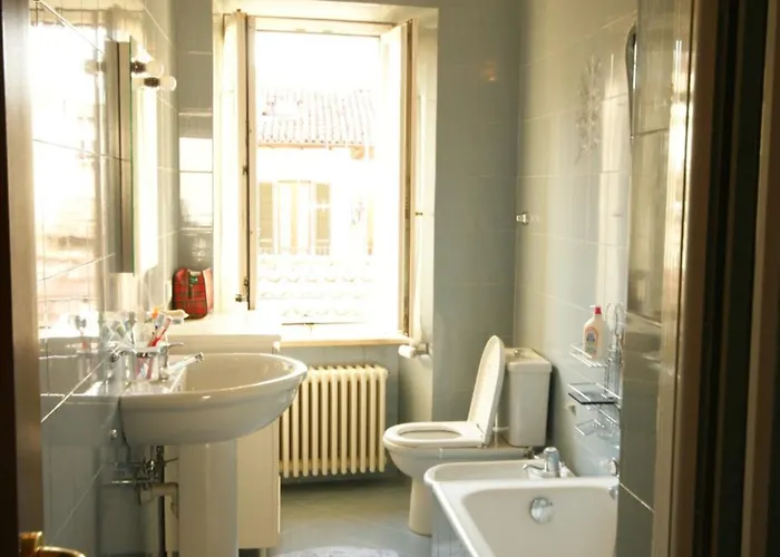 Loggia Degli Innocenti Leonardo - 2-room-flat