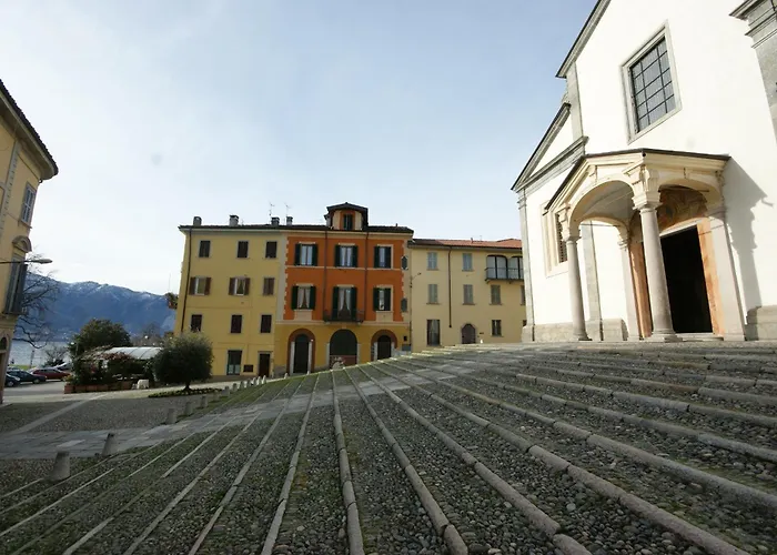 アパート Loggia Degli Innocenti Leonardo - 2-room-flat *