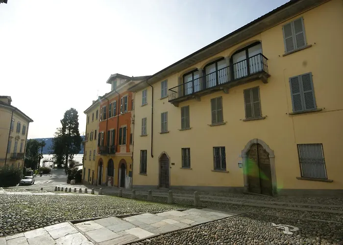 Loggia Degli Innocenti Leonardo - 2-room-flat ヴェルバーニア